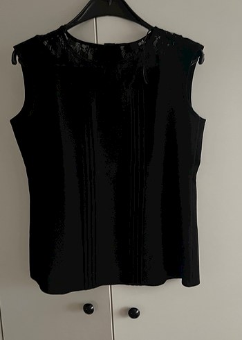 Siyah Pileli Kolsuz Bluz - Görsel 3