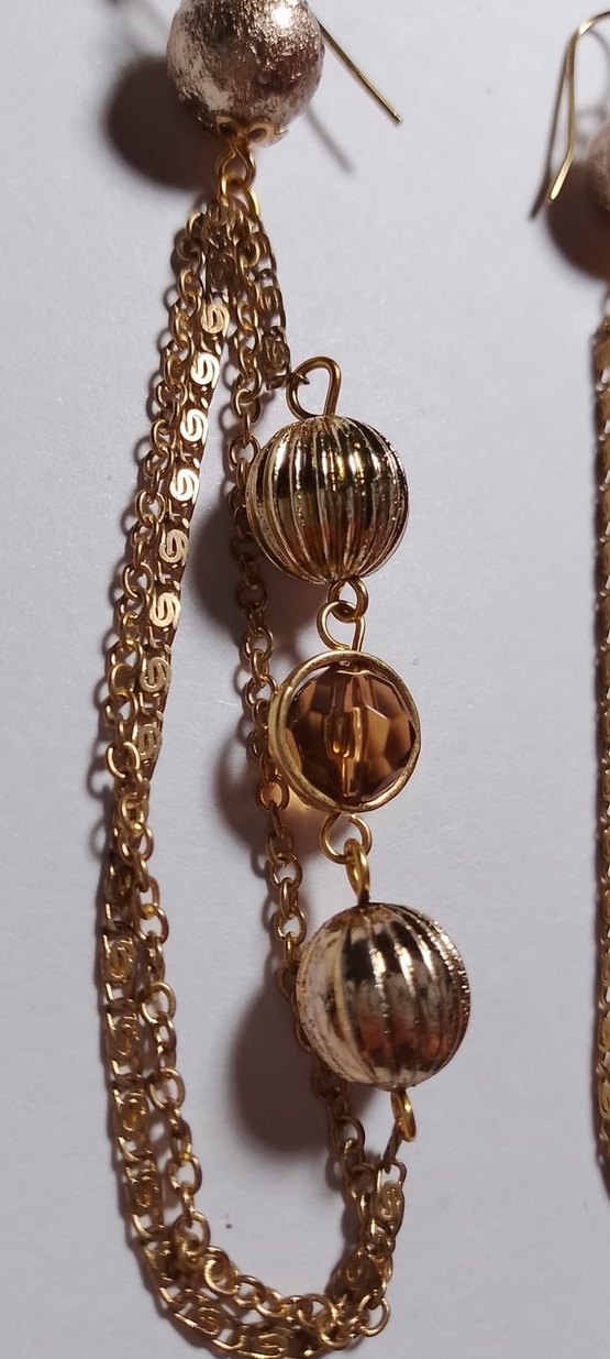 Zincir Detaylı Uzun Altın Kadın Küpeler - Görsel 3