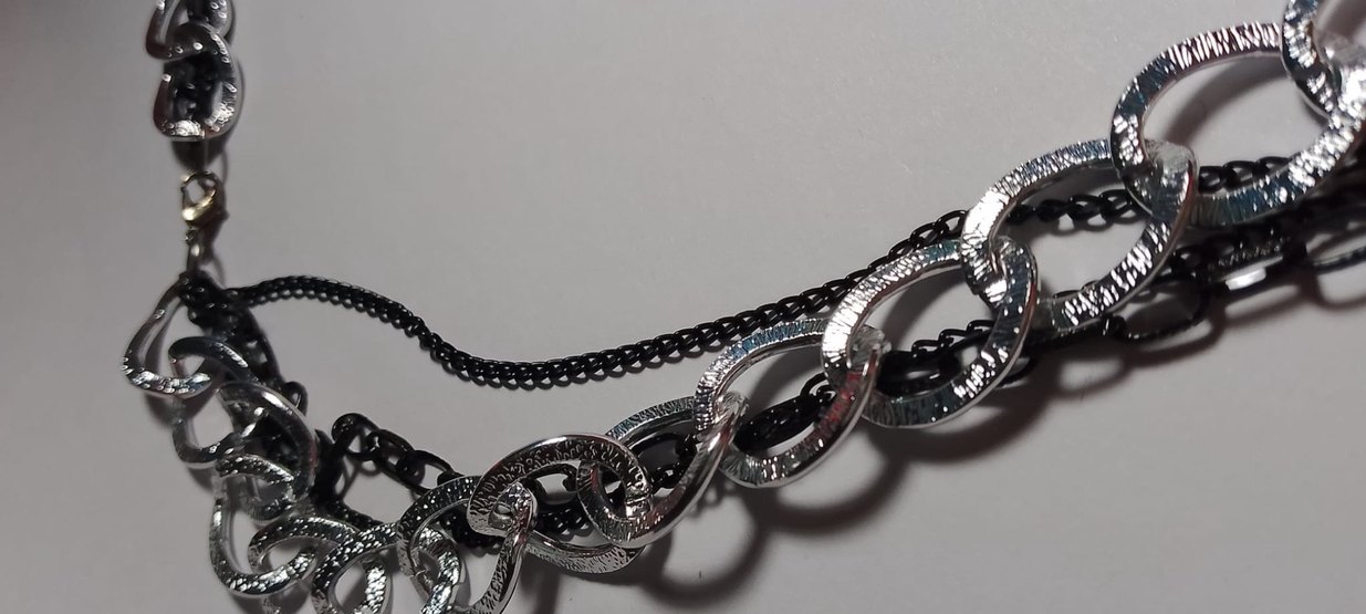 Uzun Siyah Zincirli Gotik Kadın Kolye - Görsel 4