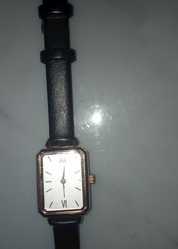 Siyah Minimalist Kadın Kol Saati - Görsel 2