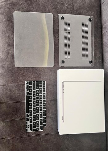 MacBook Air M2 Kutusu + Şeffaf Koruma Kılıfı + Klavye Kılıfı