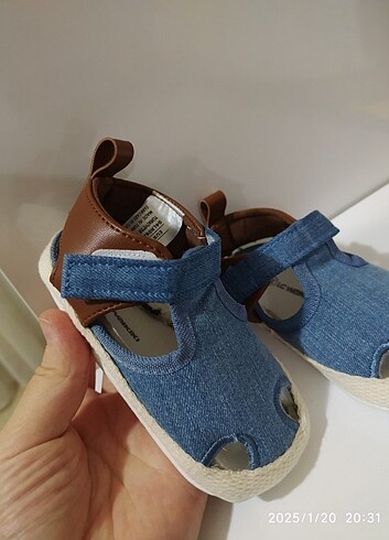 LC Waikiki Cırt Cırtlı Erkek Bebek Yürüme Öncesi Sandalet