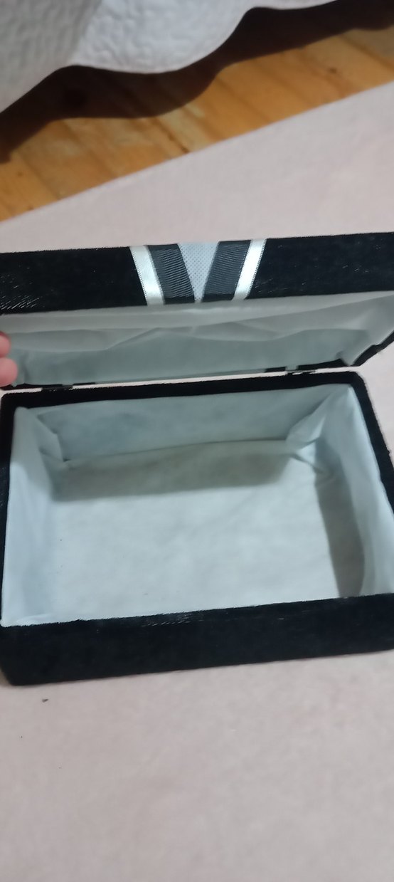 Düğmeli Siyah Desenli Smokin Damat Kutusu - Görsel 2