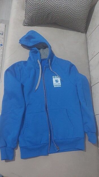 Yurtdişı ürünü hırka 