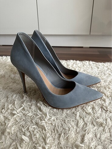 Aldo stiletto