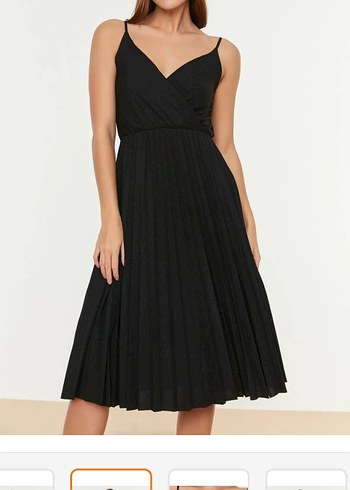 Siyah Piliseli V Yaka Uzun Elbise - Görsel 2