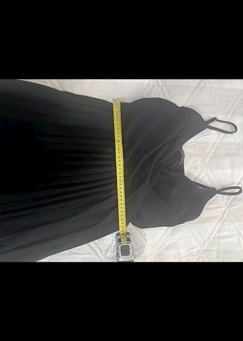 Siyah Piliseli V Yaka Uzun Elbise - Görsel 6