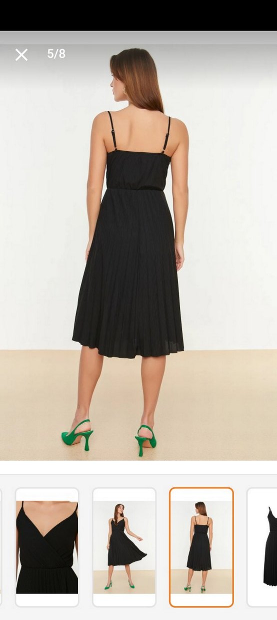 Siyah Piliseli V Yaka Uzun Elbise - Görsel 3