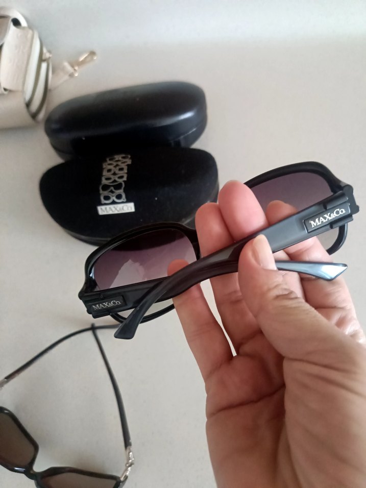 İki adet kadın güneş gözlüğü - Görsel 2