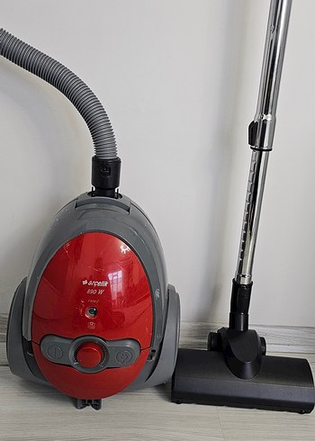 Kırmızı Gri Toz Torbalı Elektrikli Süpürge