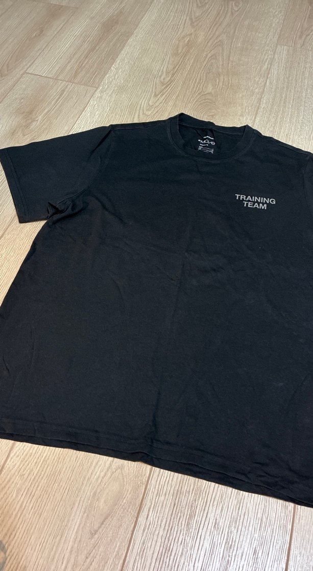 Siyah Baskılı Erkek Kısa Kollu Tişört - Görsel 2