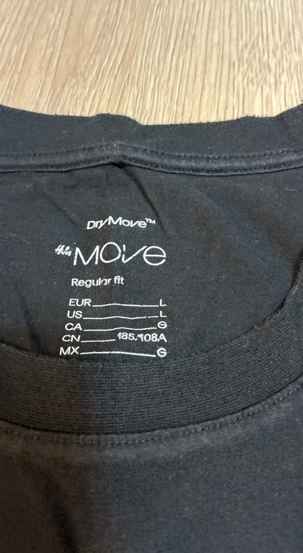 Siyah Baskılı Erkek Kısa Kollu Tişört - Görsel 3