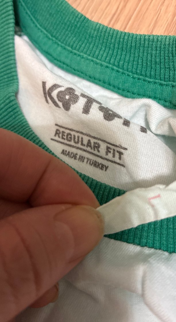 Erkek Beyaz-Yeşil Kısa Kollu Tişört - Görsel 3