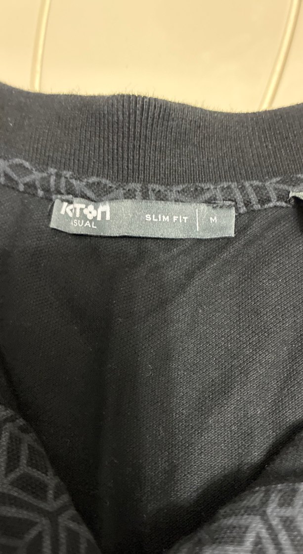 Erkek Siyah Polo Tişört Düğmeli Yaka - Görsel 3