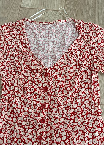 Kırmızı Çiçekli V Yaka Midi Elbise - Görsel 2