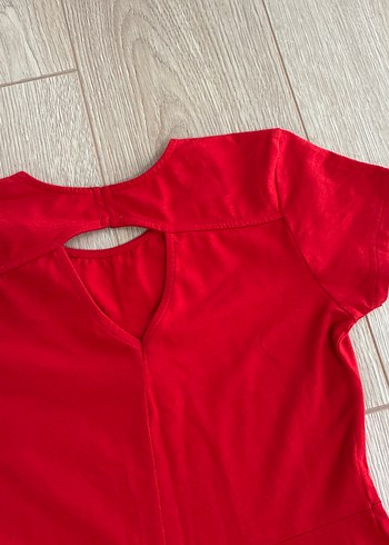 Kısa Kollu V Yaka Kırmızı Midi Elbise - Görsel 5