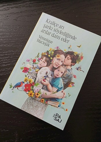 Kraliçe Arı Şarkı Söylediğinde Arılar Dans Eder