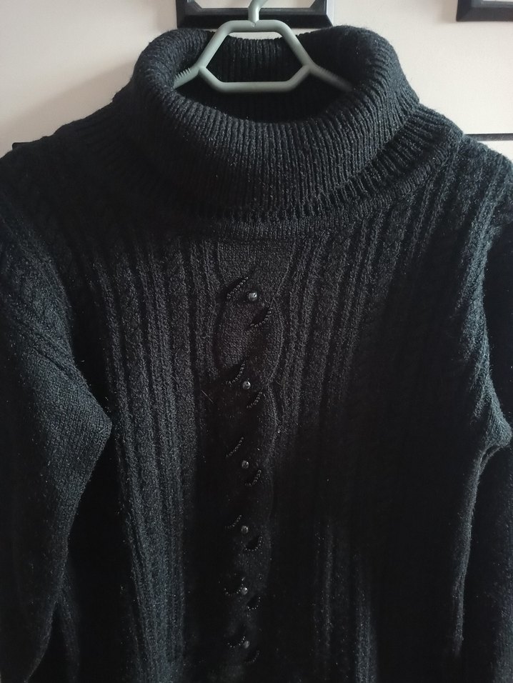 Siyah Boğazlı Örgü Kadın Kazak - Görsel 2