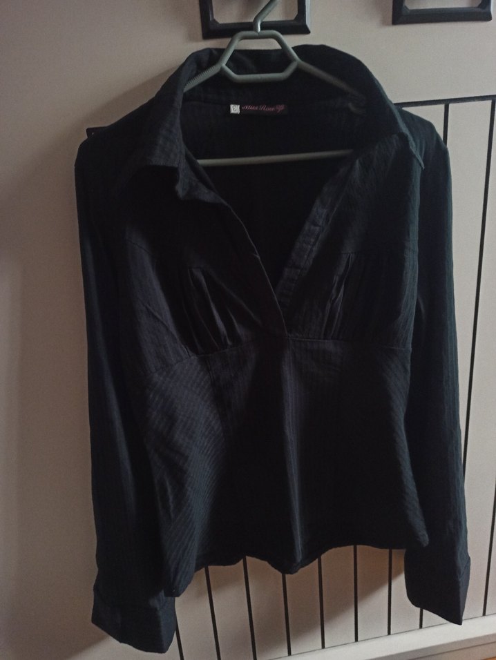 Siyah uzun kollu gömlek - Görsel 2