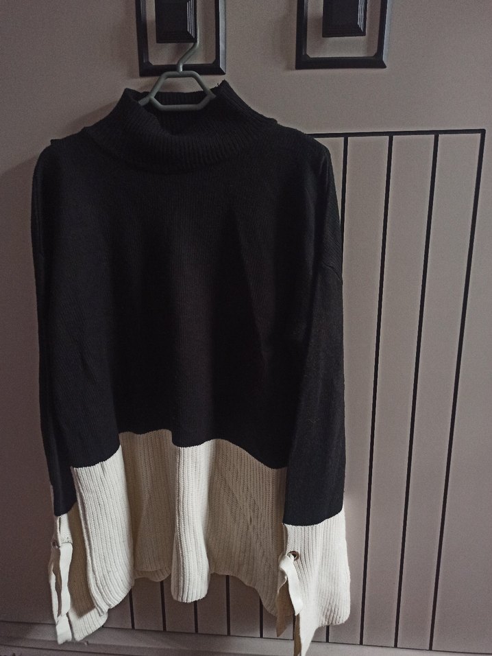 Siyah-Beyaz  Bol Kesim Triko Kazak - Görsel 2