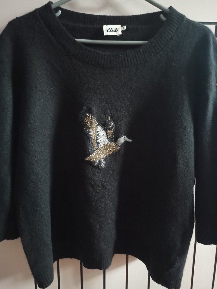 Siyah Nakışlı Triko Kadın Kazak - Görsel 2