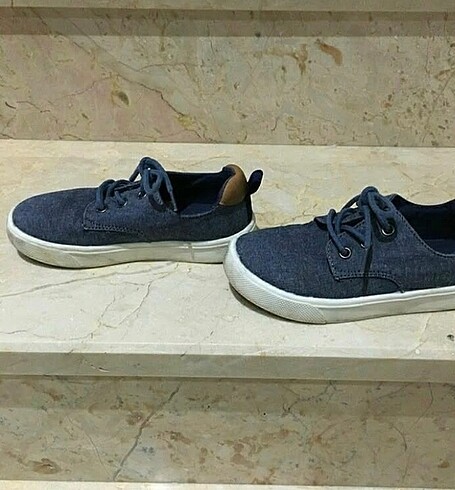 28 Beden lacivert Renk H&M erkek cocuk ayakkabı