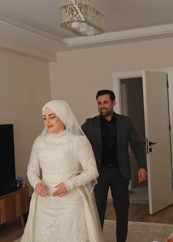 Uzun Kollu Yüksek Yakalı Beyaz Balık Gelinlik - Görsel 2