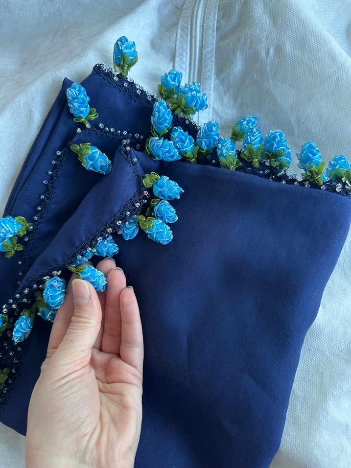 Boncuk İşlemeli Lacivert Bohem Kadın Fular - Görsel 3