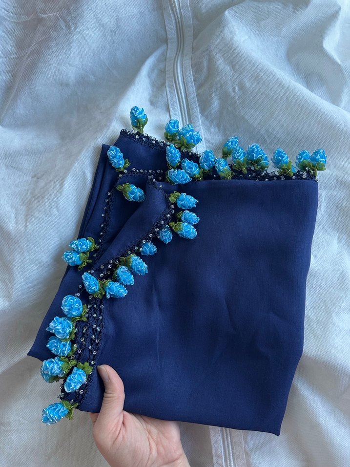 Boncuk İşlemeli Lacivert Bohem Kadın Fular - Görsel 2