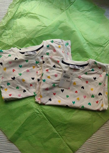 Renkli Kalp Baskılı Kız Tişörtü - Görsel 3