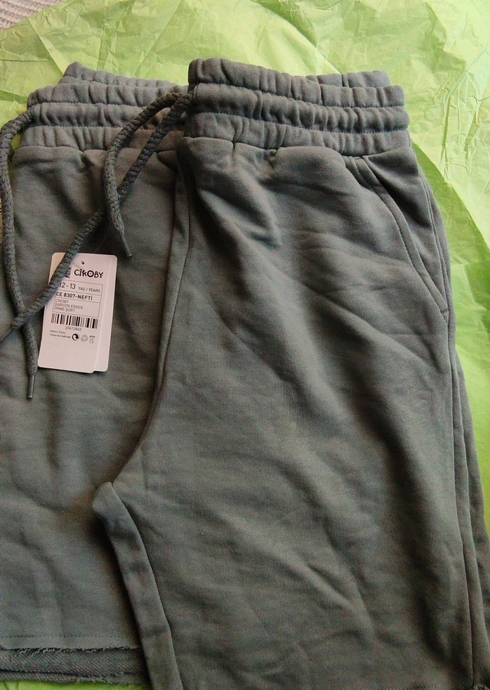 Gri Erkek Keten Şort CHOBY Marka - Görsel 2