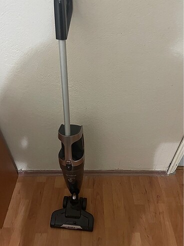 ŞARJLI DİK SÜPĞRGE