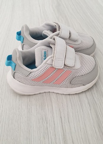Adidas 22