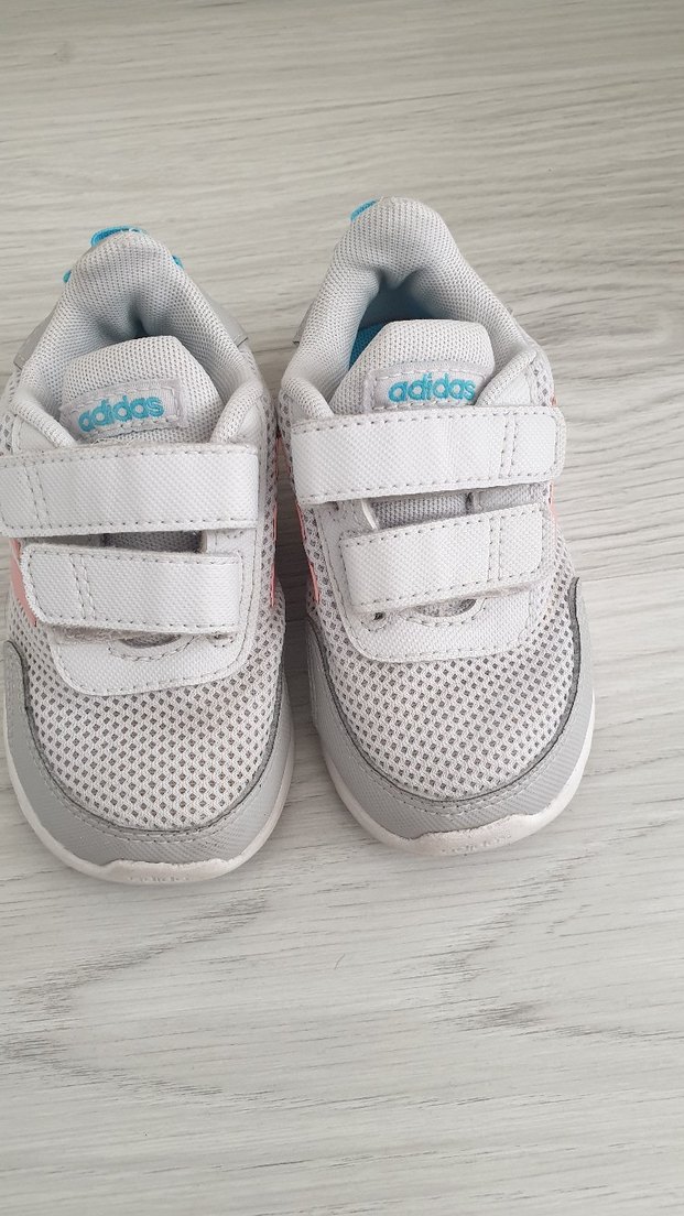 Kız Çocuk Gri Beyaz Cırt Cırtlı Spor Ayakkabı - Görsel 4