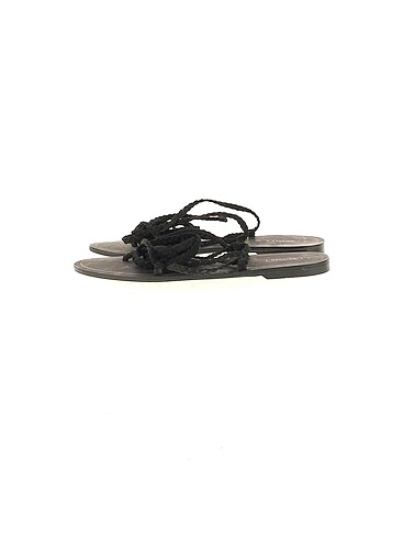 Bershka Sandalet %70 İndirimli.