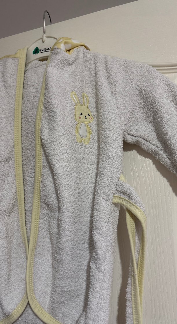 Nakışlı Beyaz kız Çocuk Bornoz - Görsel 2