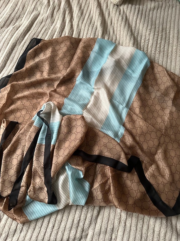 Gucci Şal - Görsel 3