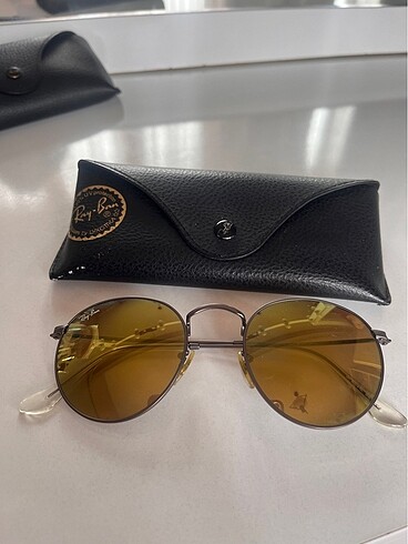 Ray-Ban kadın güneş gözlüğü