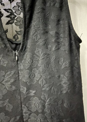 Siyah Dantel Detaylı Midi Gotik Elbise - Görsel 3