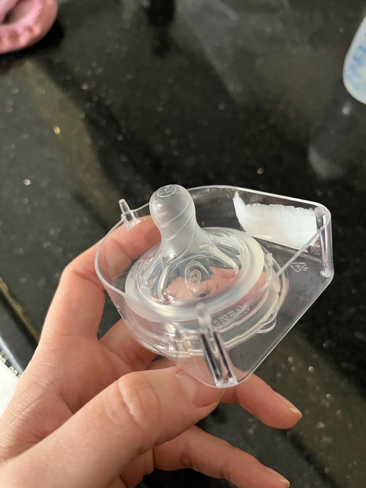 Şeffaf Bebek Biberon Emziği - Görsel 2