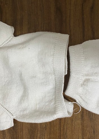 Kız Çocuk Beyaz Nakışlı Kısa Kollu Triko Takım - Görsel 4