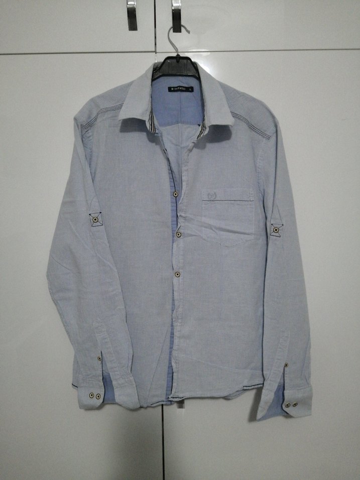 Düğmeli Mavi Keten Erkek Gömlek - Görsel 2