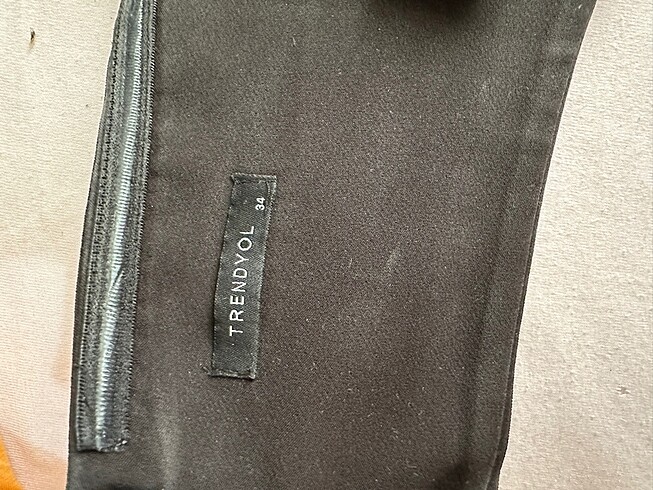 xs Beden trendyolmilla korse üst