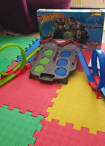 Hot Wheels ikili yarış macerası