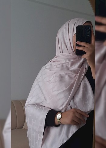 Diğer Siklik Ve Rahatlik Acik Pudra Saten Sal