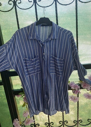 Düğmeli Mavi Çizgili Keten Uzun Kollu Gömlek - Görsel 3