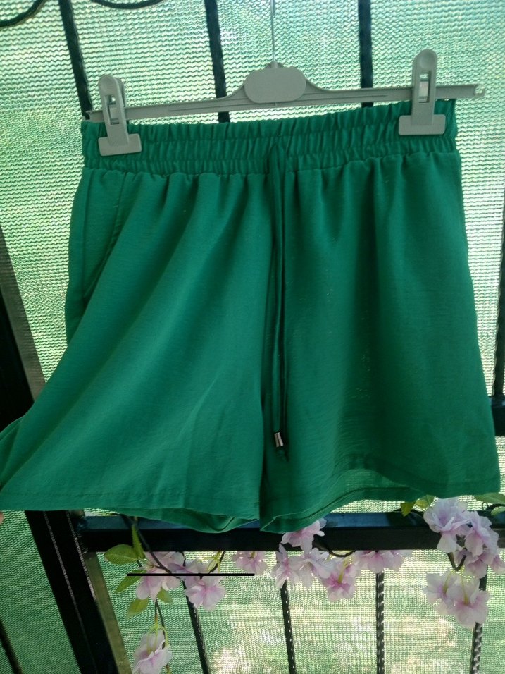 Kadın Yeşil Keten Mini Şort - Görsel 2