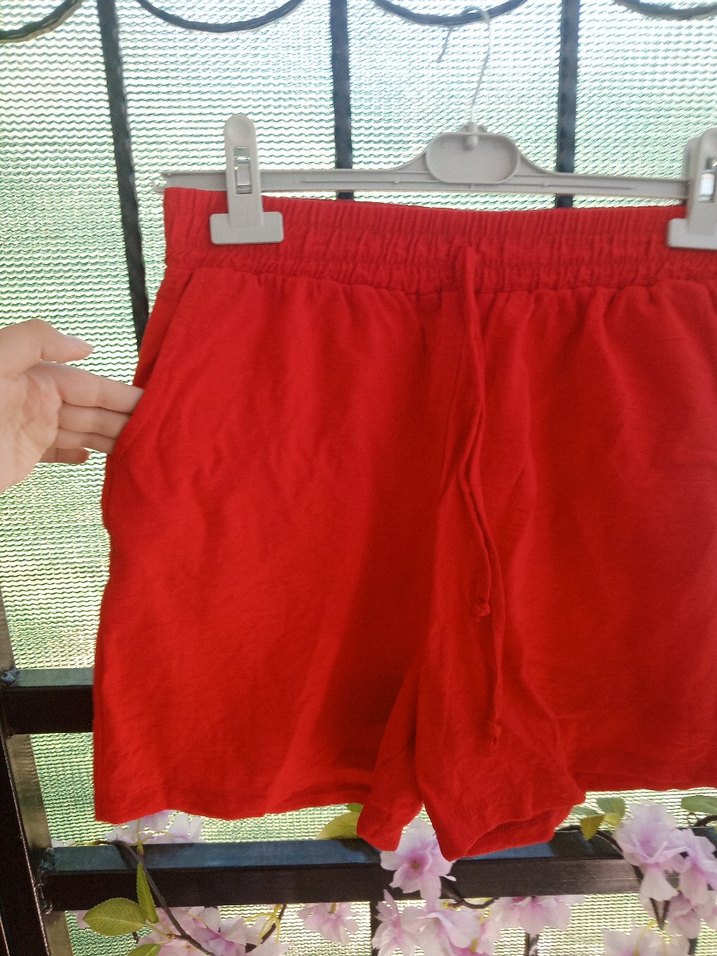 Kırmızı Keten Mini Şort - Görsel 2