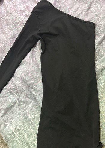 Tek Kollu Siyah Mini Elbise - Görsel 3