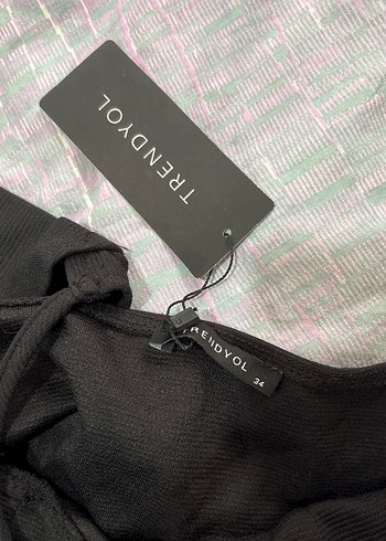 Siyah V Yakalı Mini Bluz - Görsel 5